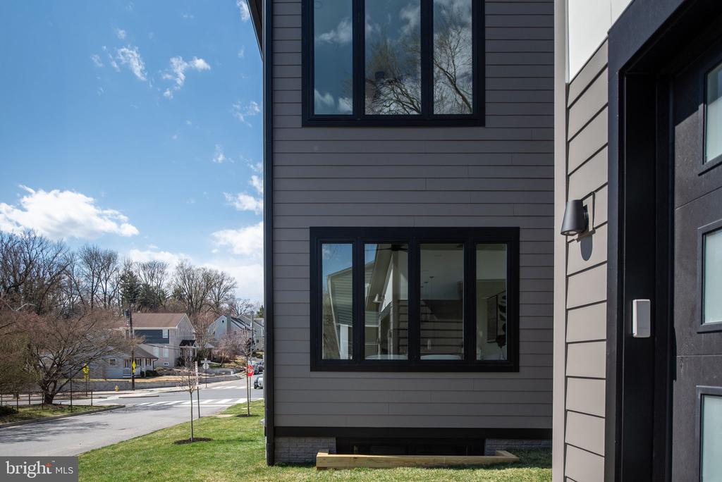 Residential Lease in ARLINGTON 2