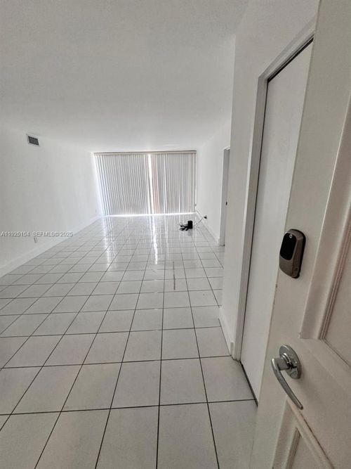 apt-1108-5161 Collins Ave, Miami Beach, FL, 33140-2721 | Card Image