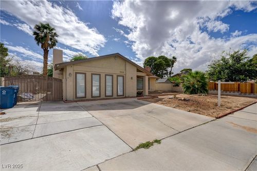 1963 Rawhide St, Las Vegas, NV, 89119-2832 | Card Image