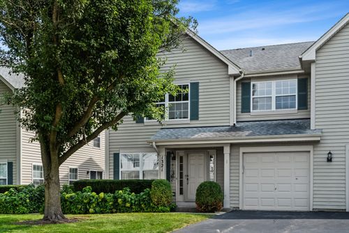 1321 Orleans Dr, Mundelein, IL, 60060-4861 | Card Image
