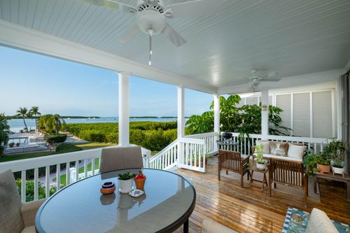 apt-2-81250 Overseas Hwy, Islamorada, FL, 33036-3834 | Card Image