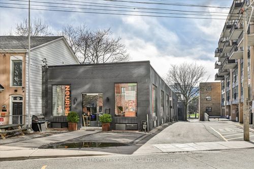 201 Niagara St, Toronto, ON, M5V1C9 | Card Image