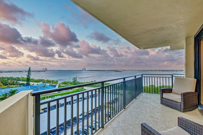 APT-7C - 5460 N Ocean Dr, Condo with 2 bedrooms, 2 bathrooms and null parking in Riviera Beach FL | Image 27