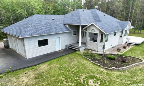 1105 Halpin Pl, Hudson Bay, SK, S0E | Card Image