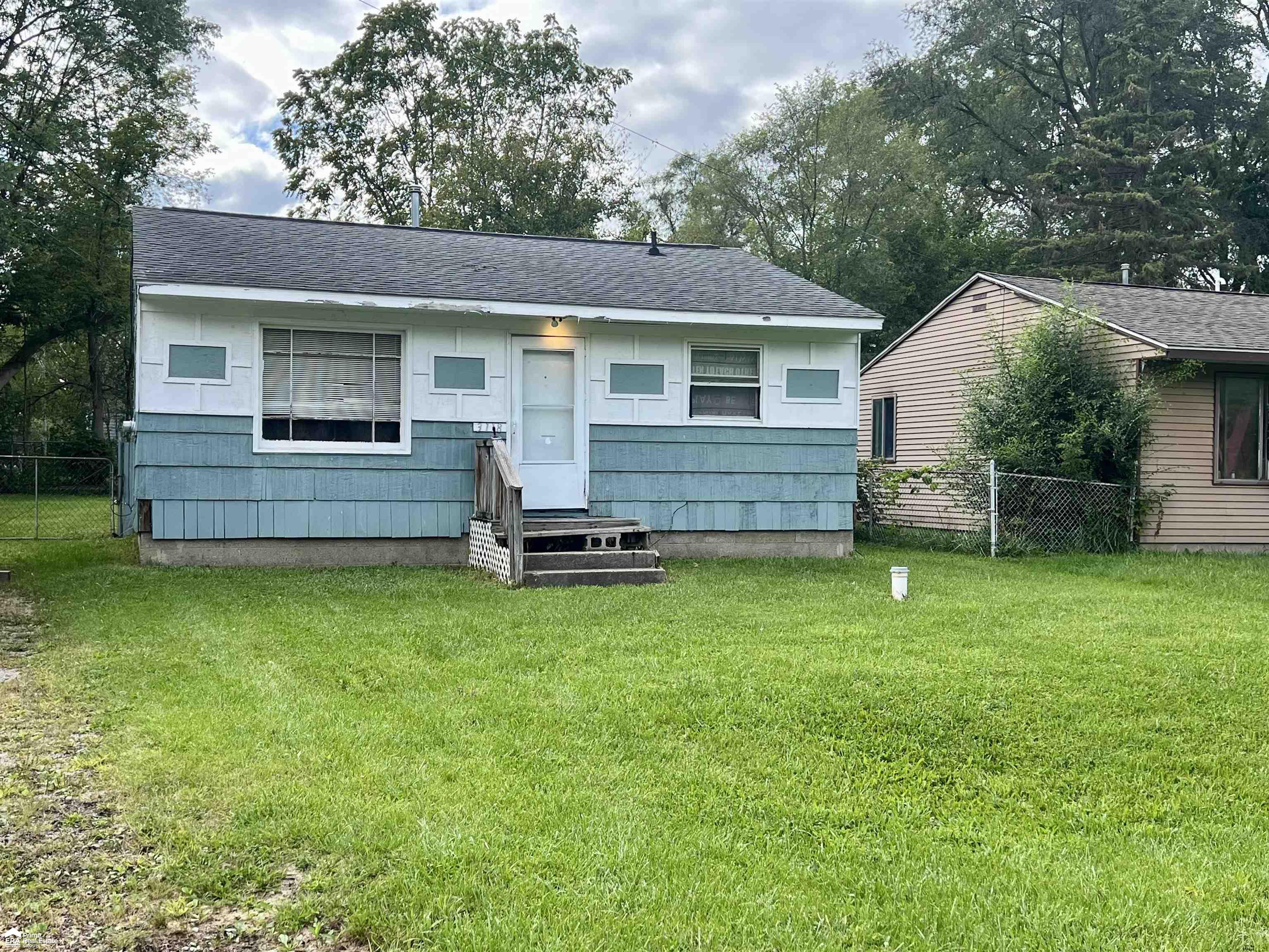 Ludwig St, Burton, MI 48529