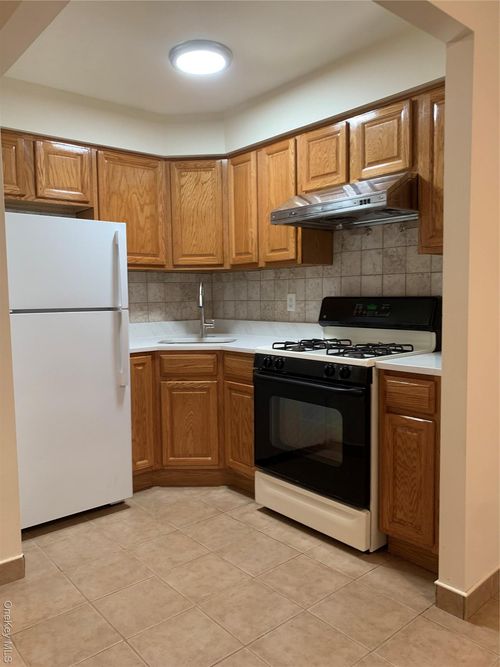 8417 Lander Street, New York, NY, 11435 | Card Image