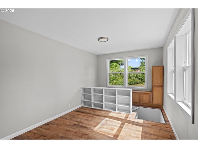 512 4 Th St, House other with 3 bedrooms, 2 bathrooms and null parking in Myrtle Point OR | Image 12
