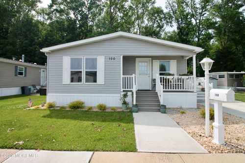 100 Woody Rd, Freehold, NJ, 07728-3419 | Card Image