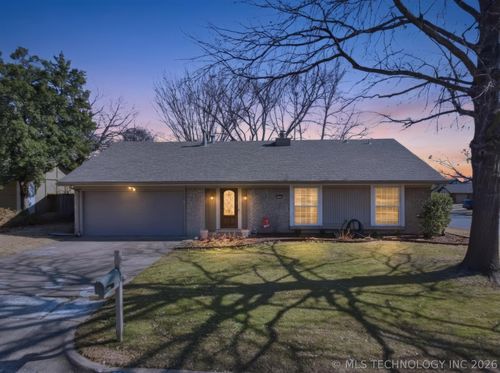 7527 69th East Pl, Tulsa, OK, 74133-3014 | Card Image