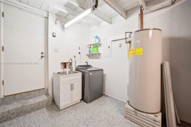 1015 Catalonia Ave, House other with 3 bedrooms, 3 bathrooms and null parking in Coral Gables FL | Image 46