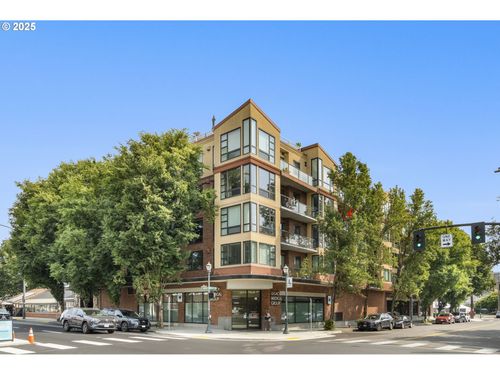 unit-232-1620 Ne Broadway St, Portland, OR, 97232-1799 | Card Image