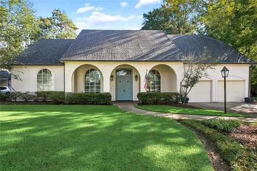 105 Concorde Pl, Mandeville, LA, 70471-1854 | Card Image
