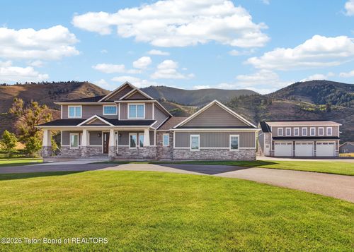 233 Young Ln, Afton, WY, 83110-6702 | Card Image