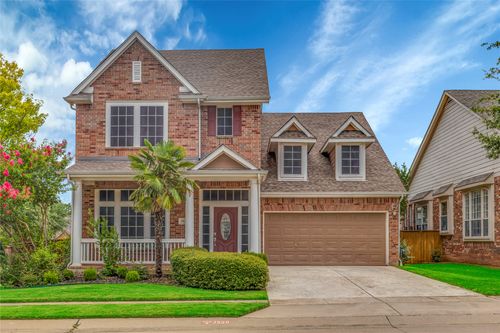 3920 Autumn Ln, Bedford, TX, 76021-3050 | Card Image