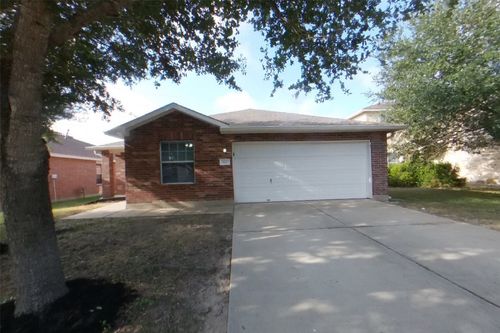 302 Bird Dog Bnd, Bastrop, TX, 78602-3993 | Card Image