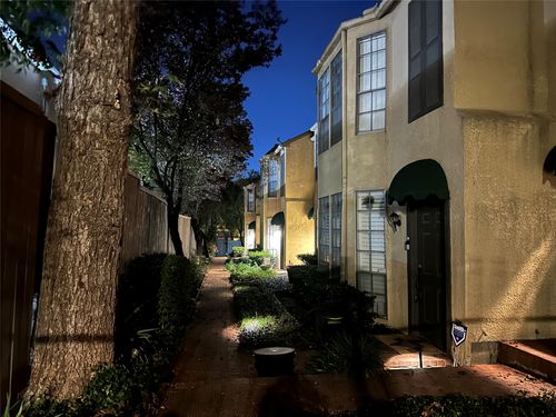 105-3919 Cole Ave, Dallas, TX, 75204-1853 | Card Image