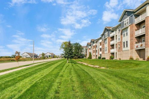 312-3848 Maple Grove Dr, Madison, WI, 53719-1944 | Card Image