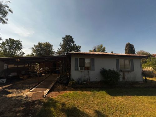 455 Brooks St, Lebanon, OR, 97355-3601 | Card Image