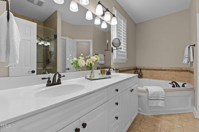 Primary Bath | Image 14