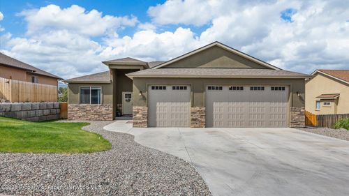 40 Eagle Ridge Drive, Parachute, CO, 81635 | Card Image