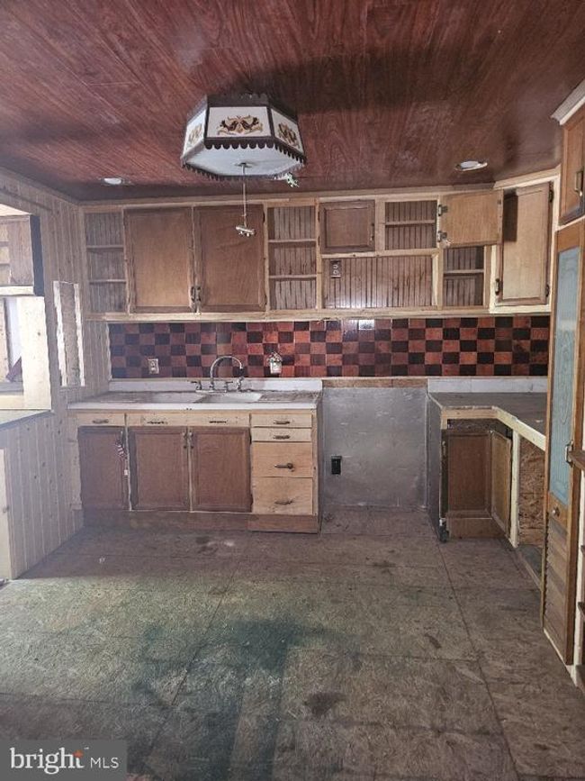 128 S Front St, House other with 2 bedrooms, 2 bathrooms and null parking in SAINT CLAIR PA | Image 4