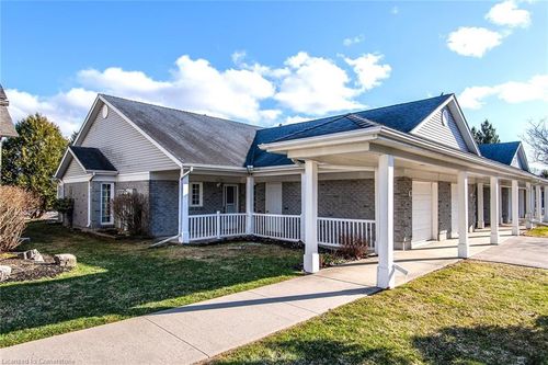 8-21 Foell St, Baden, ON, N3A2V6 | Card Image