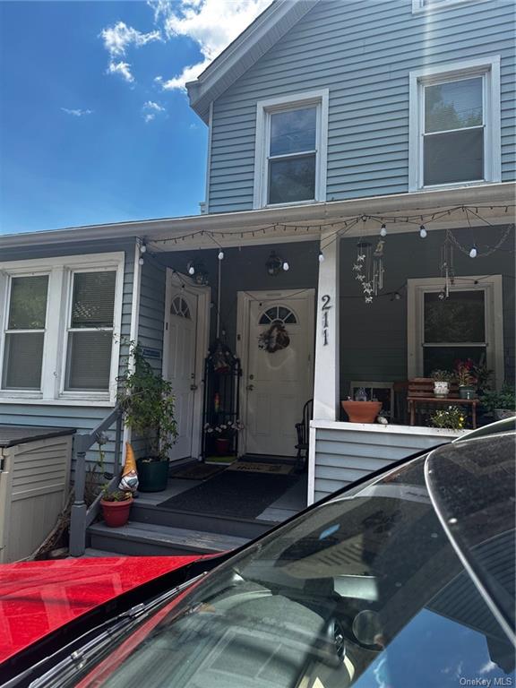 Westchester Ave, Verplanck, NY 10596