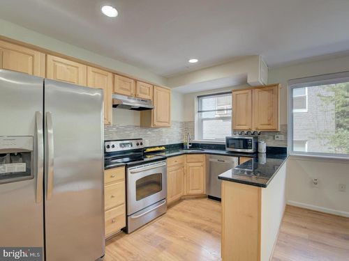 apt-301-1310 Congress St Se, WASHINGTON, DC, 20032-5055 | Card Image