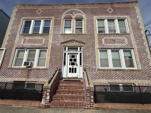 740 North 8th St, Newark, NJ, 07107 | Card Image