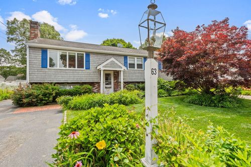 63 Ellsworth Dr, East Falmouth, MA, 02536-7210 | Card Image