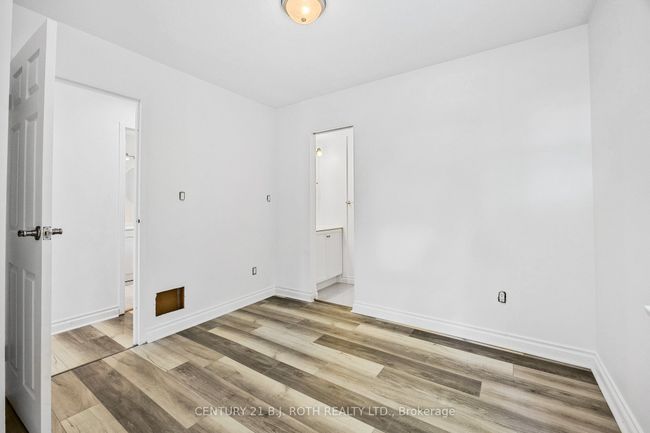 118 Wellington St W, House other with 2 bedrooms, 2 bathrooms and 8 parking in Barrie ON | Image 15