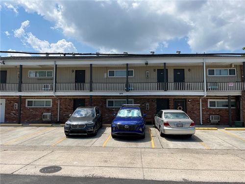 apt-210-204 Central Ave, Jefferson, LA, 70121-3427 | Card Image