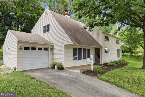 8703 Patton Rd, GLENSIDE, PA, 19038-7431 | Card Image