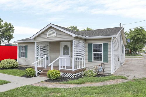 11025 Hebron Rd, Buckeye Lake, OH, 43008-7710 | Card Image