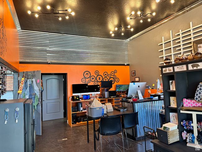 Interior space | Image 7