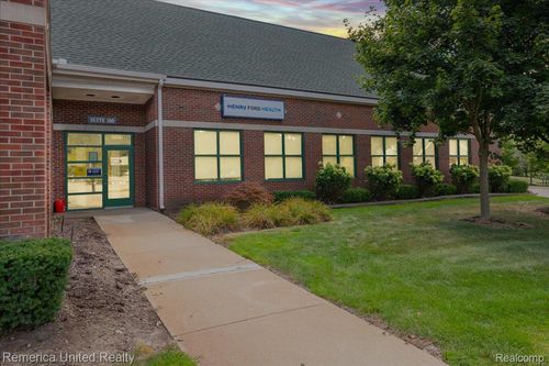 1050 Corporate Office Dr, Milford, MI, 48381-5009 | Card Image