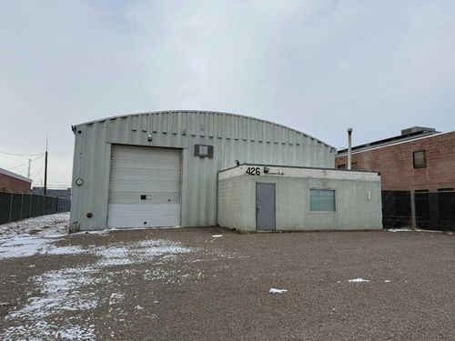 {{alt}} | Card Image