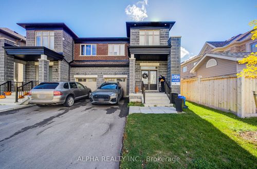 45 Kentledge Ave, Holland Landing, ON, L9N0W3 | Card Image