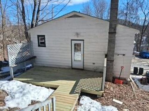 432 High Street, Rumford, ME, 04276 | Card Image