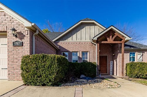 741 Venice St, Centerton, AR, 72719-7727 | Card Image