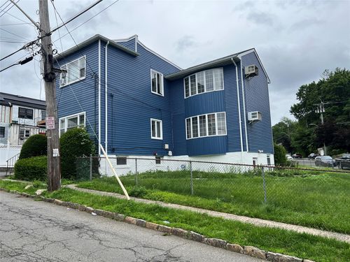 157 Amackassin Ter, Yonkers, NY, 10703-2051 | Card Image