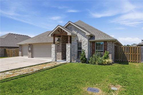520 Arkansas Black, Bentonville, AR, 72712-3348 | Card Image