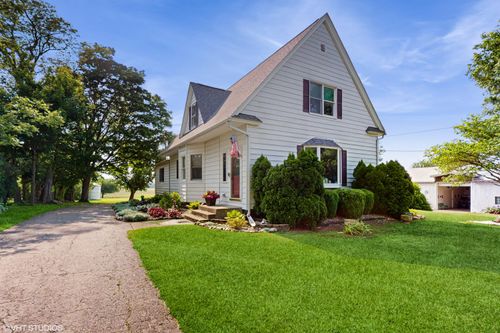 16486 Three Oaks Rd, Three Oaks, MI, 49128-8507 | Card Image