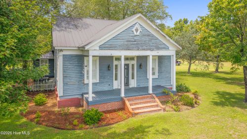 150 Kader Merritt Rd, Rose Hill, NC, 28458-8672 | Card Image