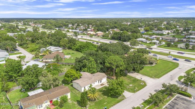 120 Cascade Ave Se, House other with 4 bedrooms, 2 bathrooms and null parking in Palm Bay FL | Image 35