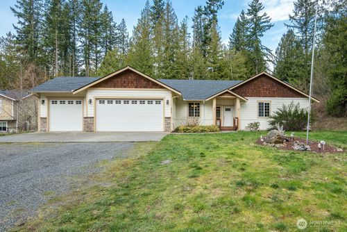 6005 140th St Nw, Stanwood, WA, 98292-8927 | Card Image
