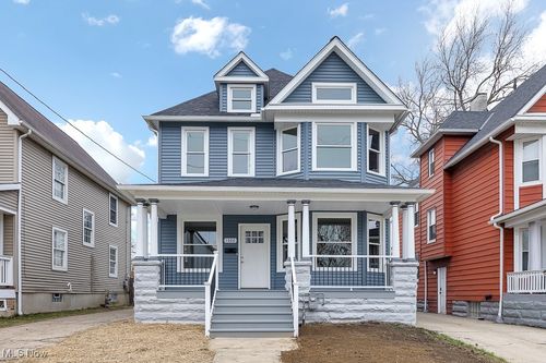 1366 E 111th St, Cleveland, OH, 44106-1304 | Card Image