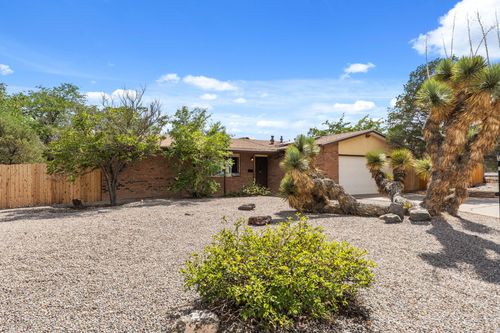 4700 Sombrerete Rd, Rio Rancho, NM, 87124-1335 | Card Image
