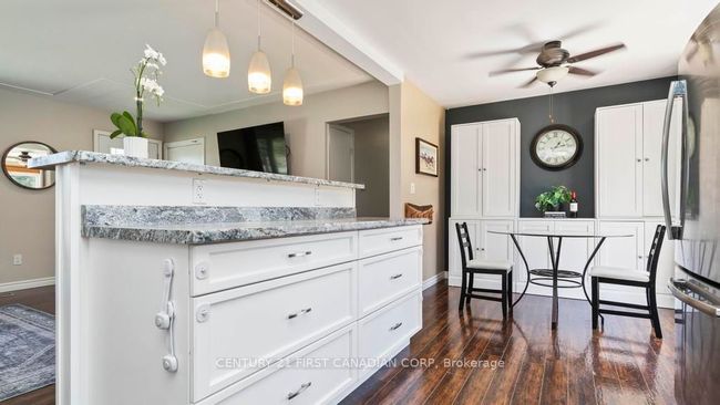 21725 Adelaide Rd, House other with 3 bedrooms, 1 bathrooms and 10 parking in Mount Brydges ON | Image 10