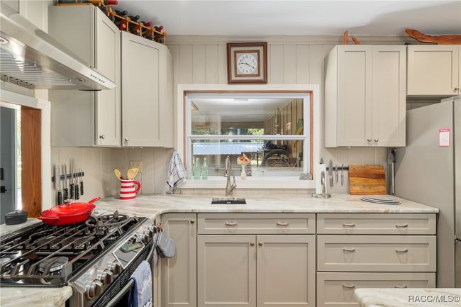 5870 N Briarcliff Ter, House other with 3 bedrooms, 3 bathrooms and 2 parking in Hernando FL | Image 10